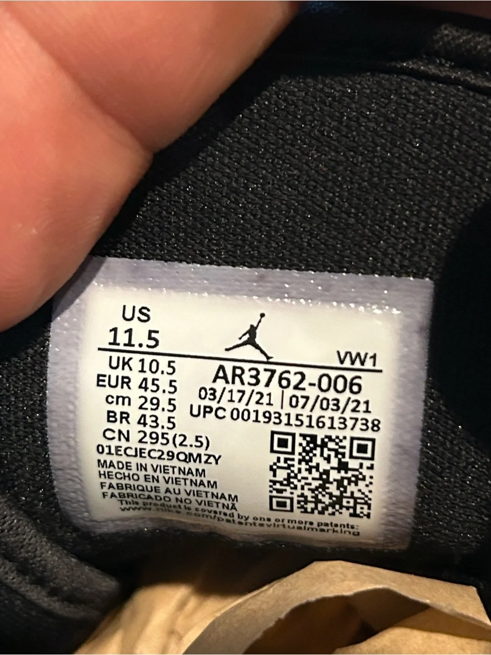 Jordan Access Black Gym Red White AR3762-006
